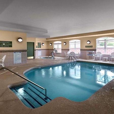 Country Inn & Suites By Radisson, Concord Exteriér fotografie