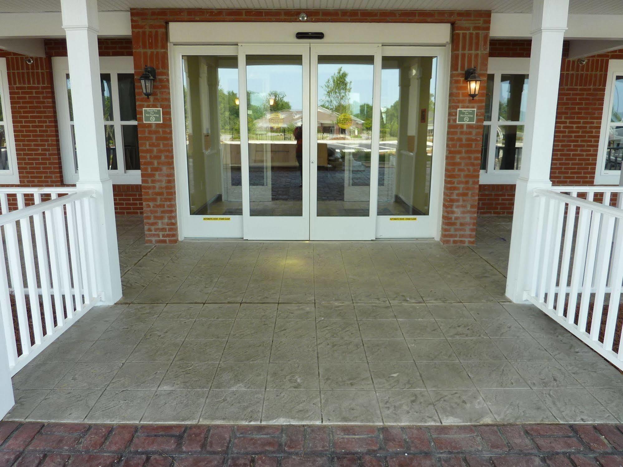 Country Inn & Suites By Radisson, Concord Exteriér fotografie